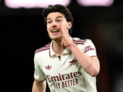 Declan Rice cảnh báo Arsenal: ‘Đừng để áp lực đánh gục chúng tôi’ giữa cơn bão vô địch