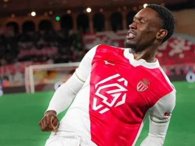 Folarin Balogun ‘đốt cháy’ PSG, lập 2 kỷ lục chấn động Champions League