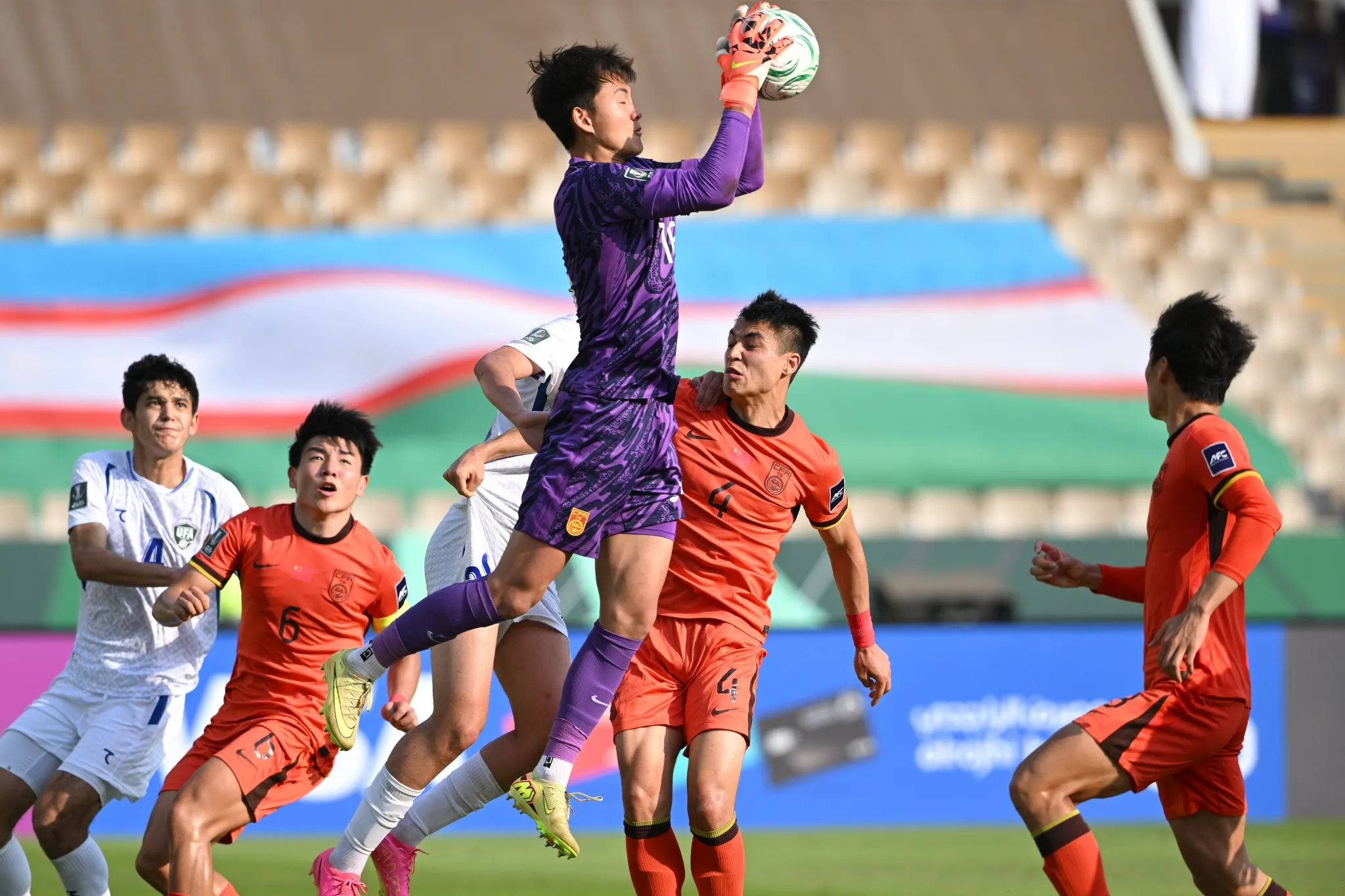 HLV U23 Trung Quốc tiếc nuối khi Lý Hạo mất danh hiệu thủ môn xuất sắc 2