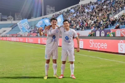 Nam Định 'hủy diệt' vòng bảng ASEAN Club Championship: Bất bại, đè bẹp Johor để dẫn đầu 1